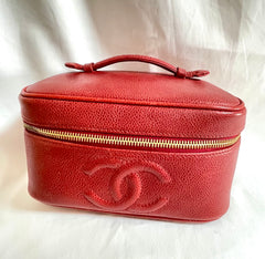 Vintage CHANEL lipstick red caviar leather cosmetic and toiletry pouch, makeup case bag. Very chic vanity purse. Must have. 0411112