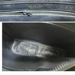 Vintage Celine navy genuine leather shoulder bag with golden logo. Perfect elegance for your daily use. 0410245