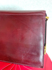 Vintage Celine wine red shoulder bag with clutch purse with golden carriage logo. Perfect elegance for your daily use. 050326rk1