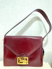 Vintage Celine wine red shoulder bag with clutch purse with golden carriage logo. Perfect elegance for your daily use. 050326rk1