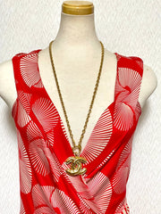 MINT. Vintage CHANEL classic chain necklace with matelasse CC mark pendant top. Gorgeous masterpiece jewelry.  0408249