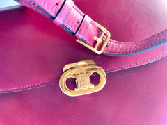 MINT. Vintage Celine wine red leather shoulder bag, clutch purse with wine and golden logo. Perfect elegance for your daily use. 050215ya1