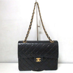 Vintage CHANEL black lambskin classic 2.55 double flap shoulder purse with golden chain straps. Make you even more chic. 061107k1ys
