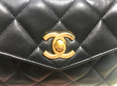 1980s. Vintage CHANEL black lamb leather belt bag, waist bag, fanny pack with golden chain belt & CC closure.  Belt size good for 23.8" through 26.2" (60.5-66.5cm)