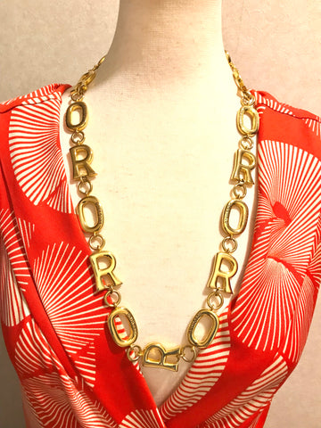 Vintage Moschino chain statement necklace with golden O and R letter charms with logos. 050323re5