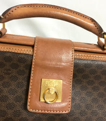 Vintage Celine brown macadam blaison doctor bag with tanned brown leather trimming. Classic unisex use bag. riri zipper. 050315r3