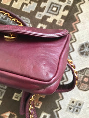 Vintage CHANEL wine fanny pack, leather belt bag with detachable chain belt and CC stitch mark on flap.  Fits 29.5" -32.6" 070502re2