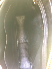 Vintage Chanel black lambskin camera bag, shoulder bag with fringe and CC stitch mark. Medium size. Good daily purse. 06020605