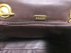 Vintage Bally dark brown lamb leather woven, intrecciato style shoulder bag with golden B logo motif. Classic purse. 050320r1