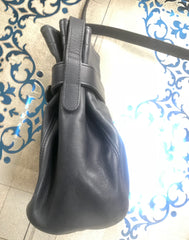 Vintage COACH  navy genuine leather hobo bucket shoulder bag, classic purse. Made in Costa Rica