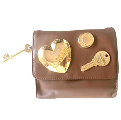 Vintage MOSCHINO brown leather purse, can be fanny bag, clutch bag with large golden heart and key motifs. So chic and mod. 060616r7