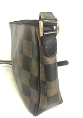 Vintage FENDI pecan chess pattern shoulder bag with FF logo motif. Classic purse for daily and unisex use. Must have.