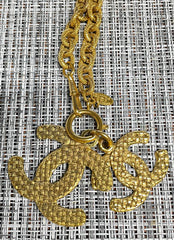 Vintage CHANEL long chain necklace with large and small CC mark pendant top. Gorgeous masterpiece jewelry. 060806k1y