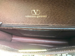 Vintage Valentino Garavani kelly bag style pigskin leather brown clutch purse, document bag. Classic vintage piece for unisex use.