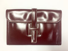80's vintage HERMES jige, document case, dark wine, bordeaux boxcalf portfolio purse, iPad case. Classic and sophisticated style.