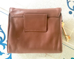 Vintage MOSCHINO brown leather purse, can be fanny bag, clutch bag with large golden heart and key motifs. So chic and mod. 060616r7