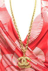 Vintage CHANEL long chain necklace with large and small CC mark pendant top. Gorgeous masterpiece jewelry. 060806k1y