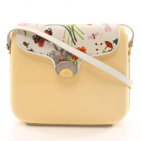 Vintage Gucci cream color hard clutch bag style shoulder bag with flower pattern. Gucci bag by Accornero collection. 050327rc4