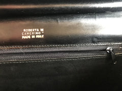 Vintage Roberta di Camerino black Kelly bag with golden R logo. Masterpiece from Roberta back in the era.