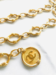Vintage CHANEL nice and heavy thick golden chain belt with large CC motif charm. Double chain design at front. Gorgeous belt. 07610re4