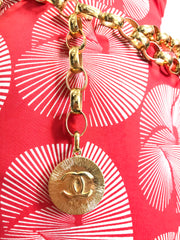Vintage CHANEL golden chain belt with large CC motif charm. Nice and heavy, rare and gorgeous accessory. 050323re3