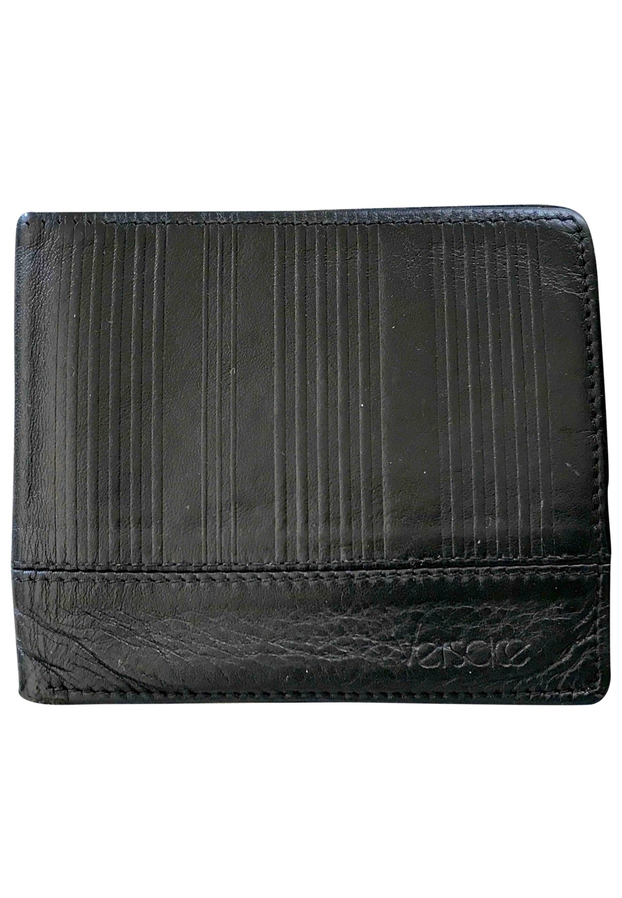 Vintage Gianni Versace black leather wallet with engraved vertical stripe. Unisex use.
