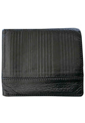 Vintage Gianni Versace black leather wallet with engraved vertical stripe. Unisex use.