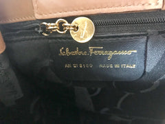 Vintage Salvatore Ferragamo camel brown leather hobo style shoulder bag with gancini gold tone closure. Masterpiece for daily use. 050320r6