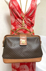 Vintage Celine brown macadam blaison doctor bag with tanned brown leather trimming. Classic unisex use bag. riri zipper. 050315r3