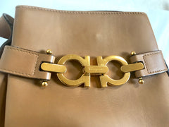 Vintage Salvatore Ferragamo camel brown leather hobo style shoulder bag with gancini gold tone closure. Masterpiece for daily use. 050320r6