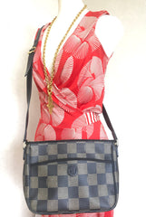 Vintage FENDI pecan chess pattern shoulder bag with FF logo motif. Classic purse for daily and unisex use. Must have.