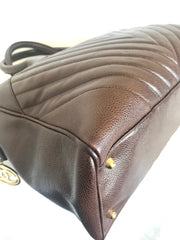 Vintage CHANEL brown caviarskin v stitch, chevron style bag, Speedy bag with golden CC charm. Classic purse for daily use.  060516re1