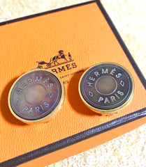 Vintage HERMES golden logo embossed genuine shell earrings. Classic jewelry piece. Bijouterie Fantaisie. Shines like aurora.