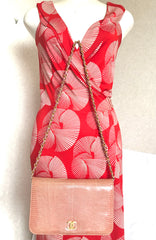 Vintage CHANEL milky pink genuine lizard leather 2.55 shoulder bag with golden CC mark and and chain strap. Rare masterpiece. 050323re10