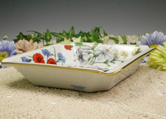 1980's vintage Gucci ceramic flower and butterflies plate, porcelain ashtray. Rare masterpieces from Gucci and BERNARDAUD LIMOGES. Accornero