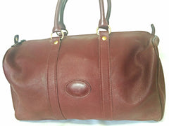 80's Vintage Longchamp rare dark wine leather duffle bag, mini travel purse. Classic bag for unisex use.