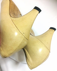 Vintage CHANEL beige and black leather shoes, classic pumps. EU 36, US5.5. small size. 050320r20